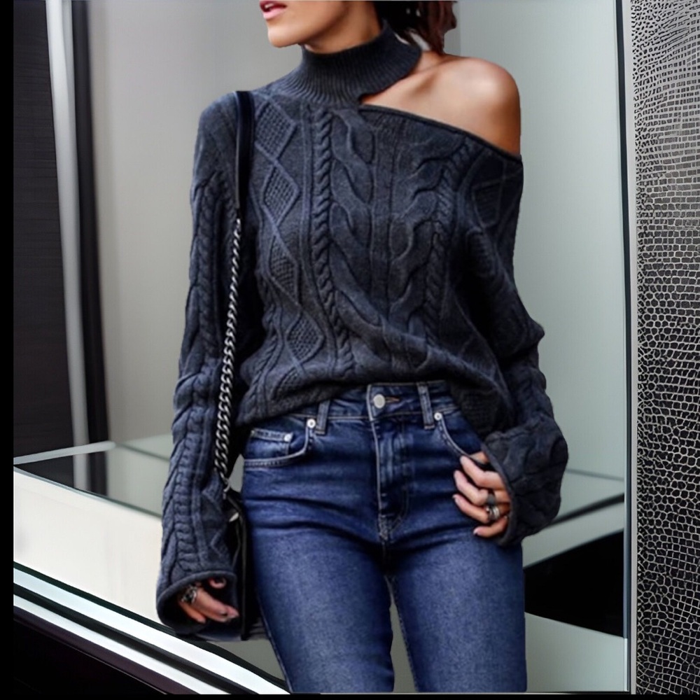 Sexy Choker Style Collar Off Shoulder Greyish Blue Knitted Sweater
